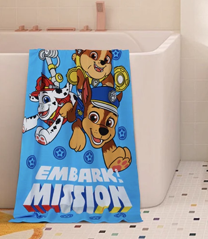 - Towel embark mission 27in x 54in